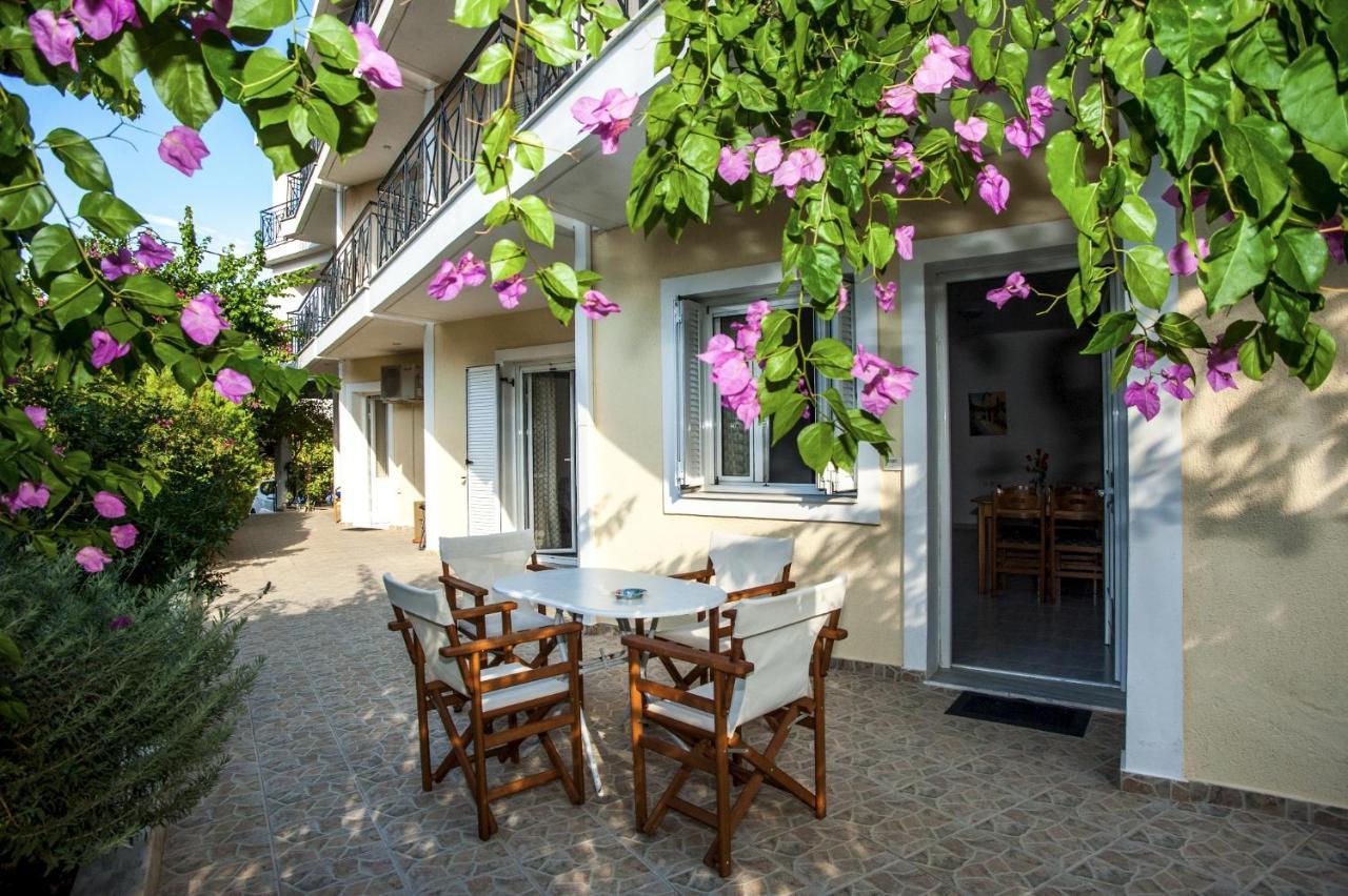 Captain Georgio Apartments Poros  Exterior photo